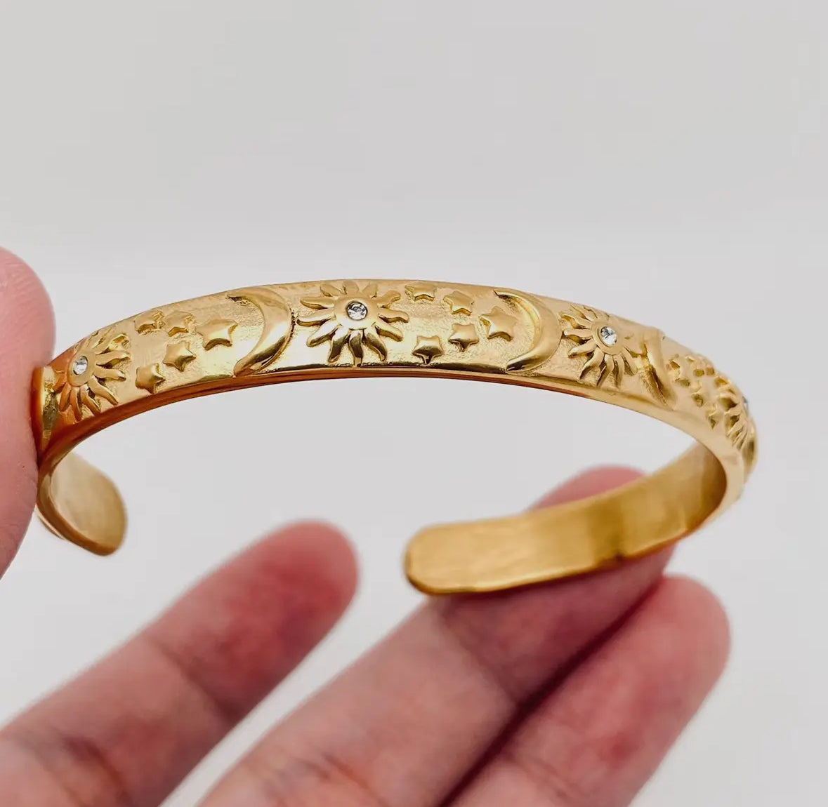 Moon sun cuff