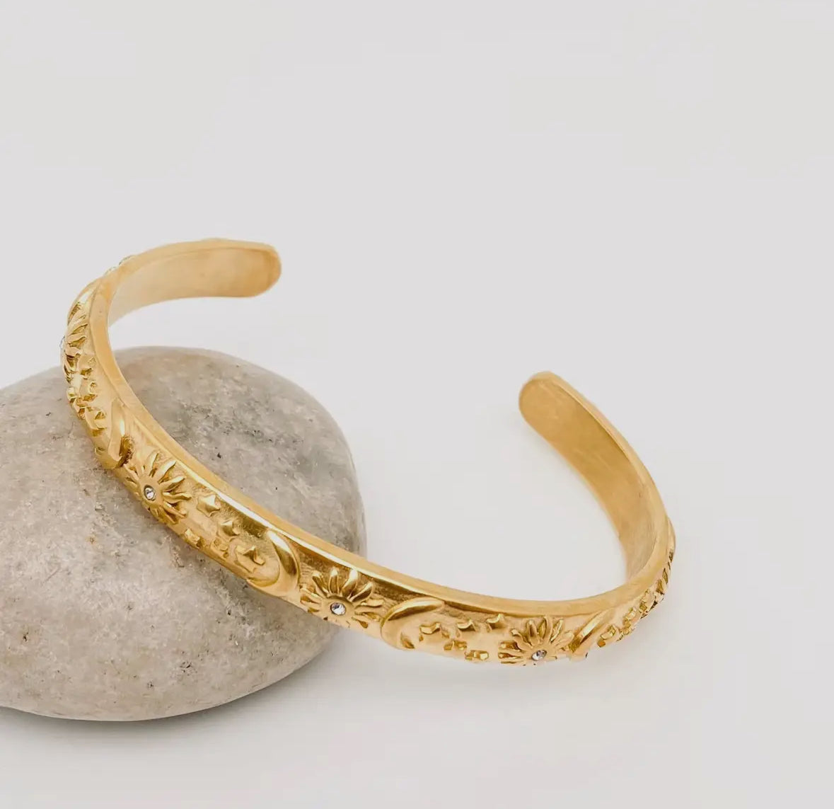 Moon sun cuff